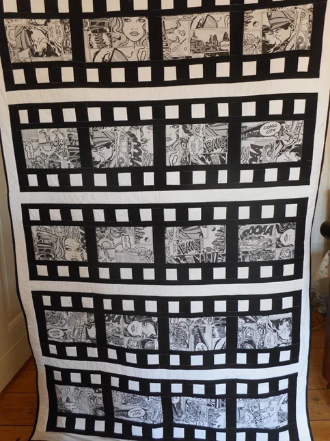 Quilt mit Filmstreifen-Motiv, Schwarz-Weiß, Comic-Szenen, Baumwolle